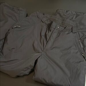 Columbia women’s Black snow pants